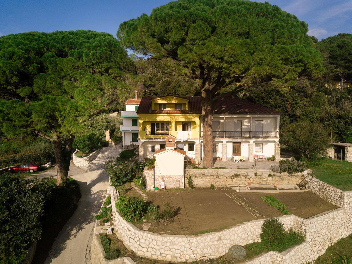 Apartmán Lucija Kampor Exteriér fotografie