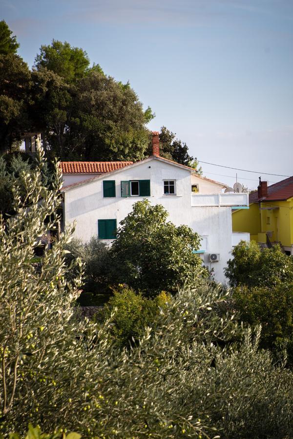 Apartmán Lucija Kampor Exteriér fotografie